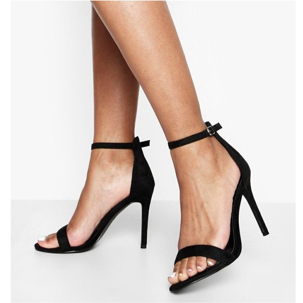 STEVE MADDEN STRAPPY LEATHER OPEN TOE HIGH HEEL SANDAL